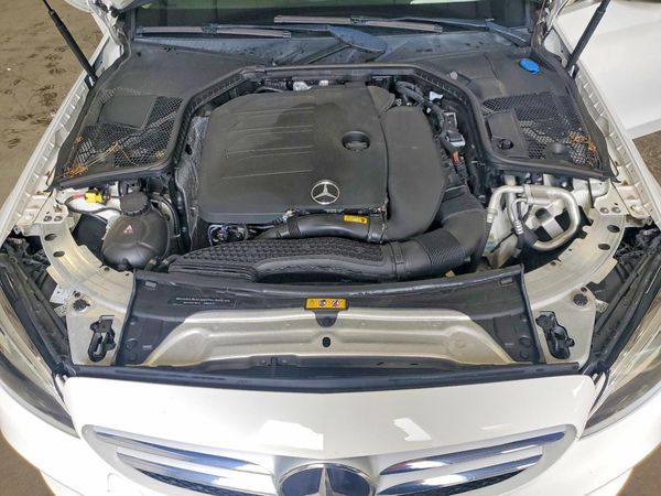 2019 MERCEDES-BENZ C C300