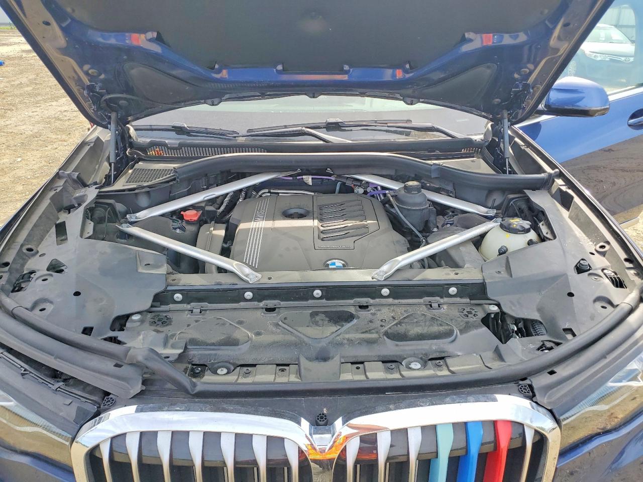 2021 BMW X7