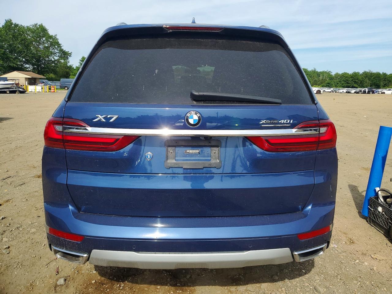 2021 BMW X7