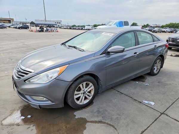 2013 HYUNDAI SONATA