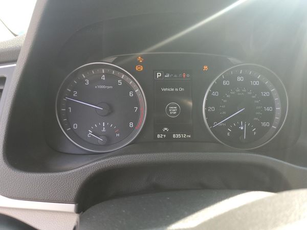 2017 HYUNDAI ELANTRA