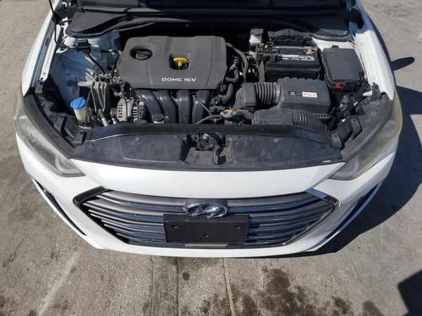 2017 HYUNDAI ELANTRA