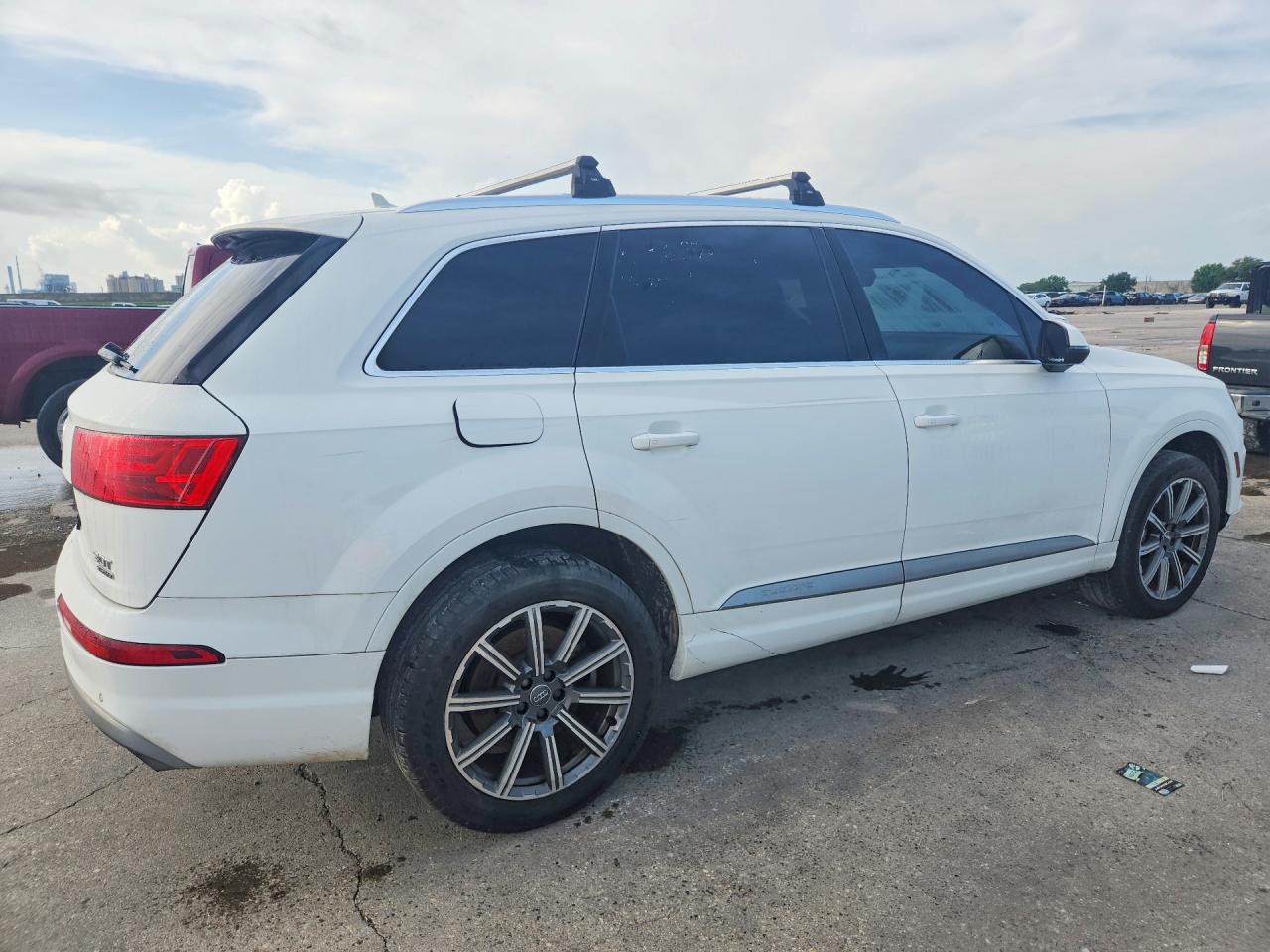 2017 AUDI Q7 quattro Premium Plus