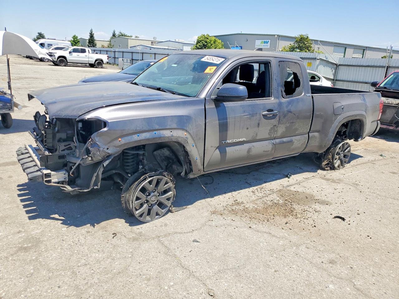 2022 TOYOTA TACOMA SR5