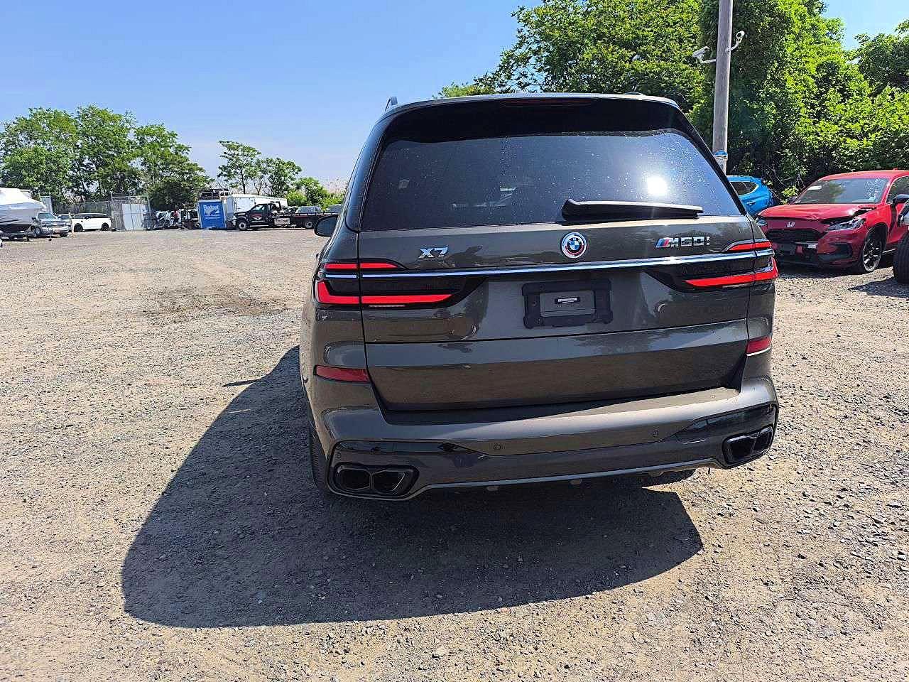 2023 BMW X7 M60i