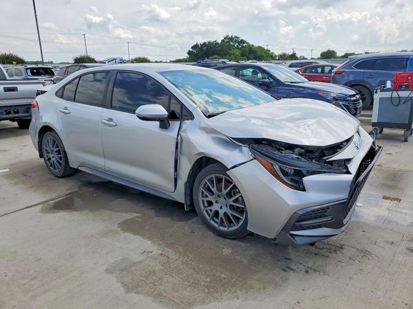 2020 TOYOTA COROLLA SE, CVT