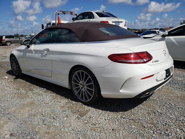 2018 MERCEDES-BENZ C C300