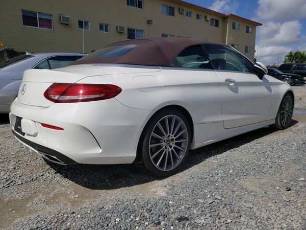 2018 MERCEDES-BENZ C C300