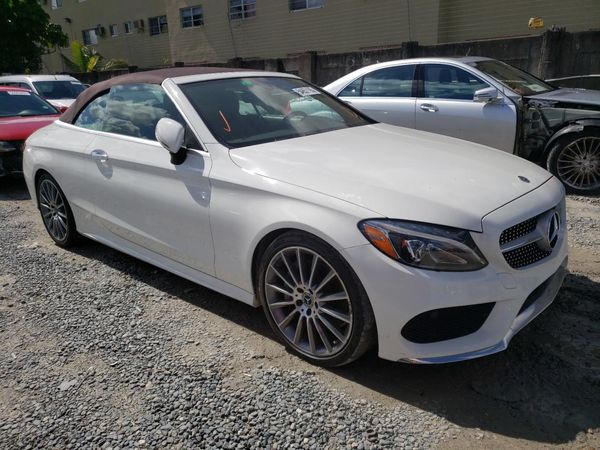 2018 MERCEDES-BENZ C C300