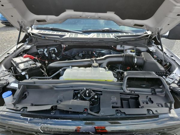2025 FORD F150 XLT