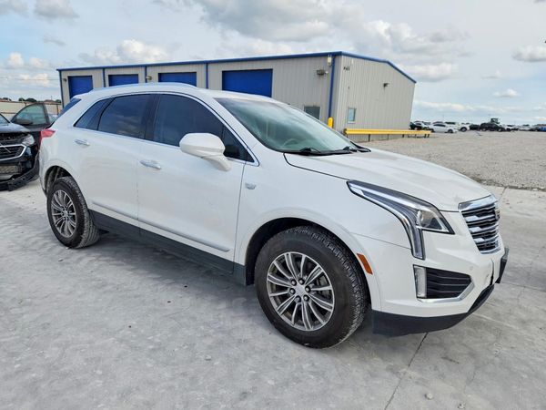 2018 CADILLAC XT5 Luxury