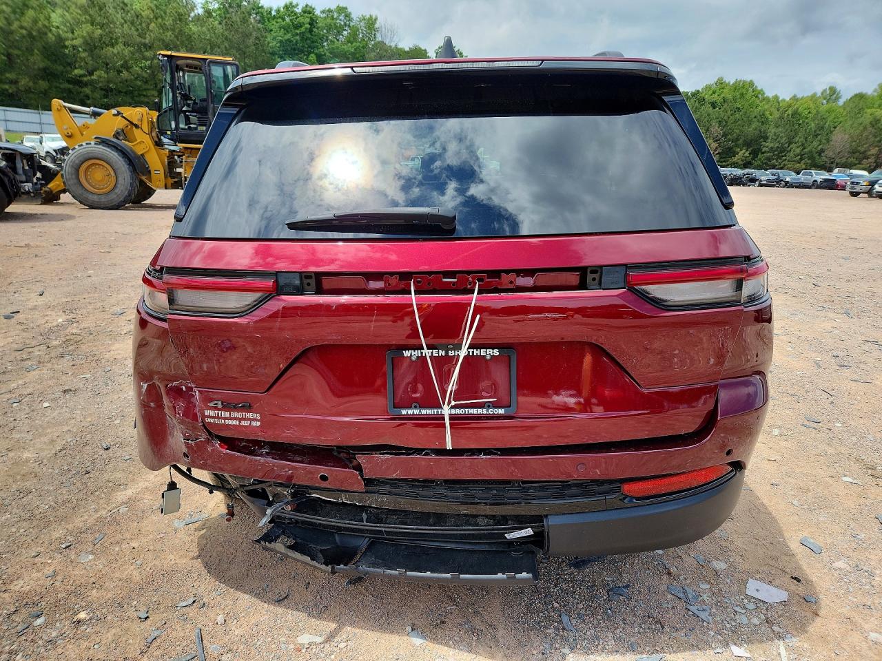 2023 JEEP GRAND CHEROKEE LAREDO 4X4