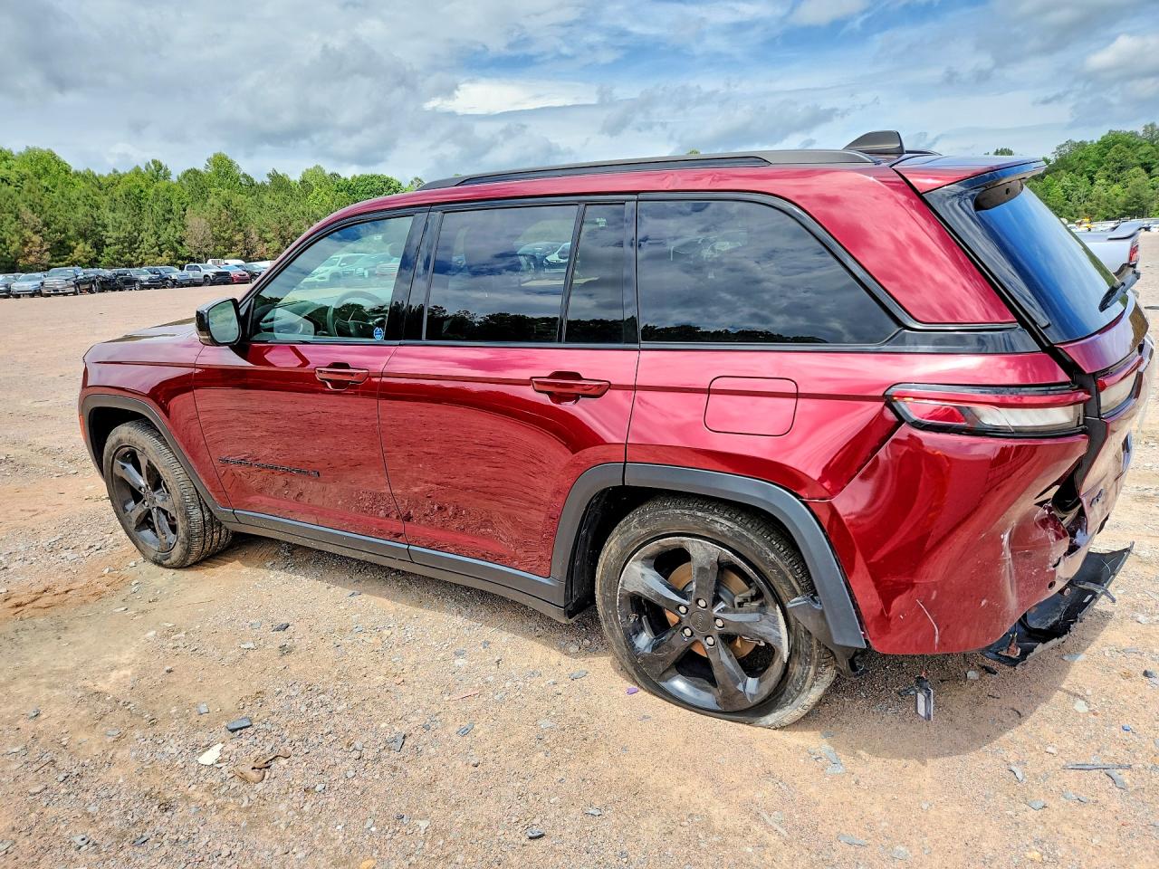2023 JEEP GRAND CHEROKEE LAREDO 4X4