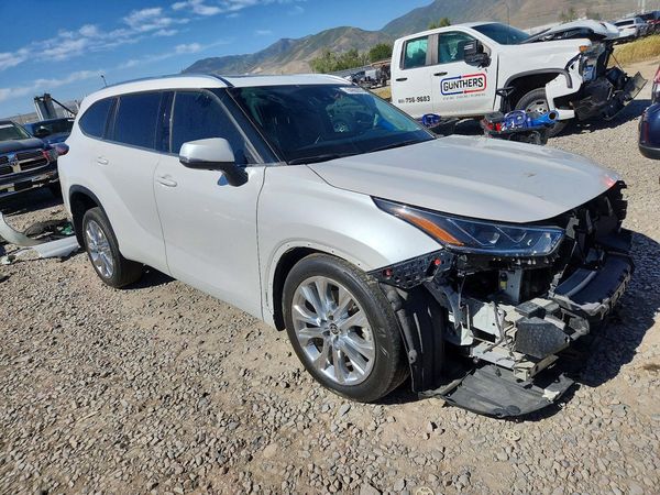 2024 TOYOTA HIGHLANDER