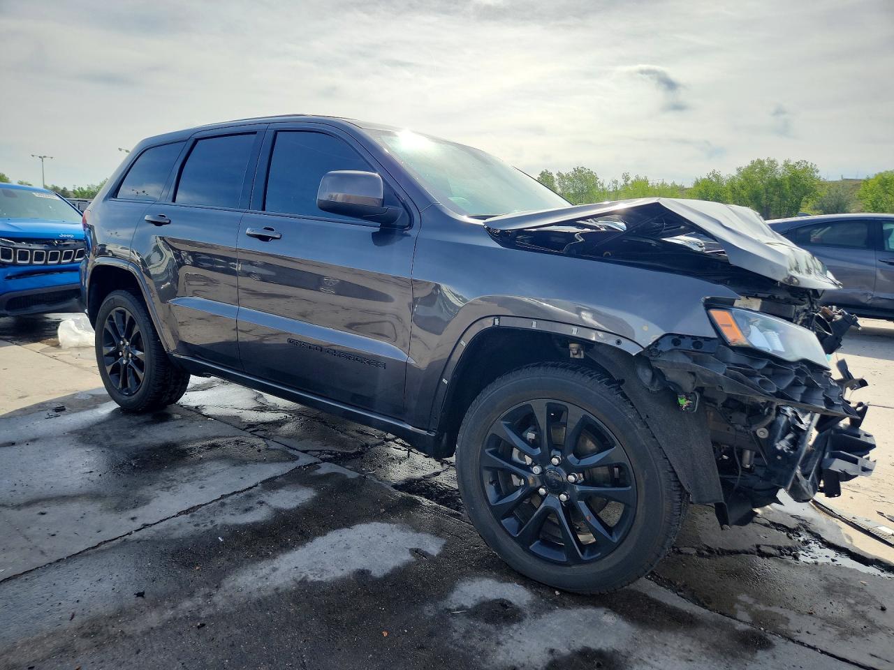 2020 JEEP GRAND CHEROKEE LAREDO 4X4