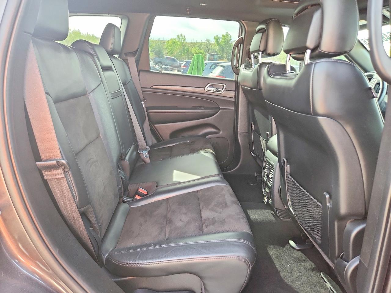 2020 JEEP GRAND CHEROKEE LAREDO 4X4