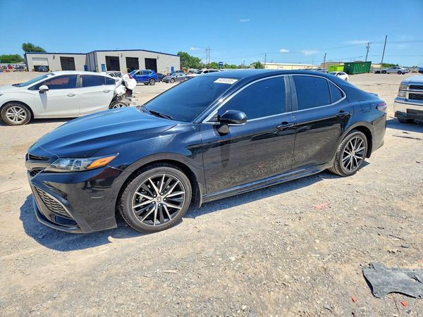 2023 TOYOTA CAMRY