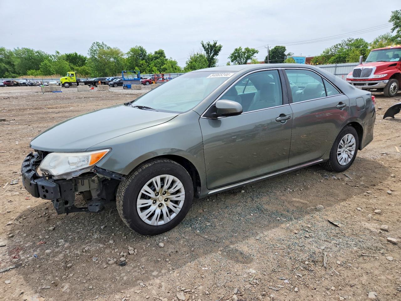 2014 TOYOTA CAMRY