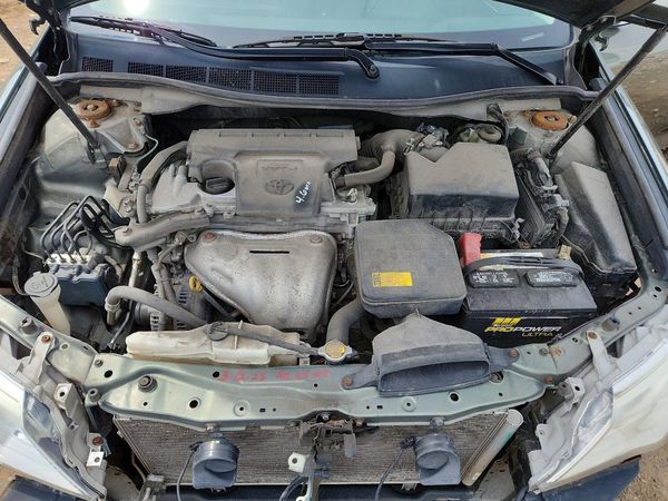 2014 TOYOTA CAMRY