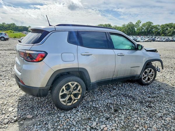 2025 JEEP COMPASS North, Latitude