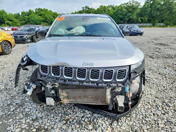 2025 JEEP COMPASS North, Latitude