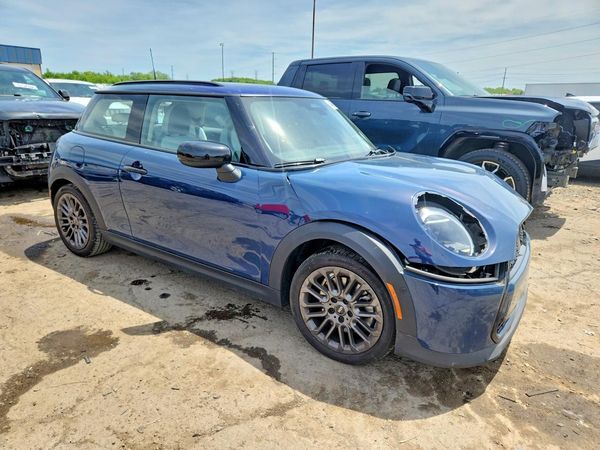 2025 MINI COOPER