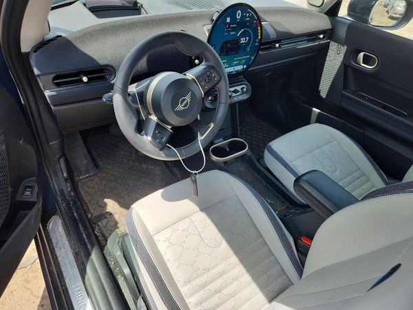2025 MINI COOPER
