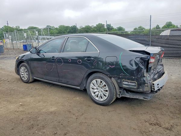 2012 TOYOTA CAMRY