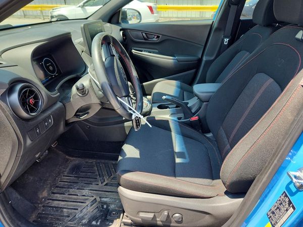2022 HYUNDAI KONA — DENT