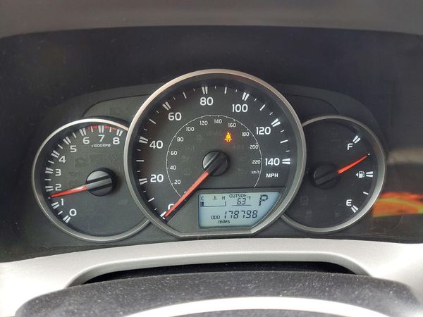 2016 TOYOTA RAV4 LE (X Grade)