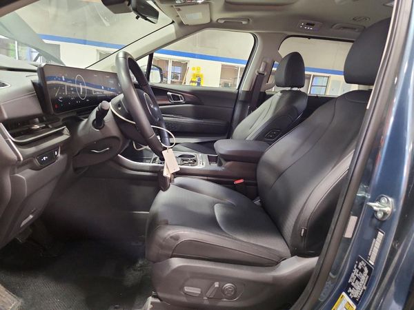 2025 KIA CARNIVAL SX, SX PRESTIGE