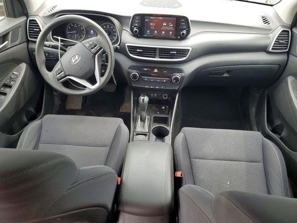 2021 HYUNDAI TUCSON SE