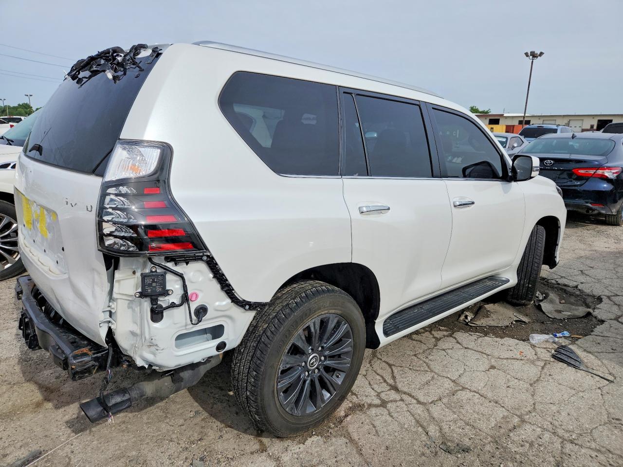 2023 LEXUS GX 460 Premium