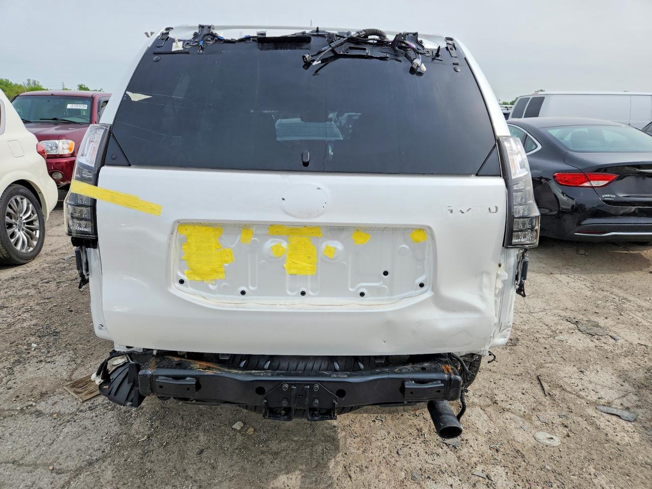 2023 LEXUS GX 460 Premium