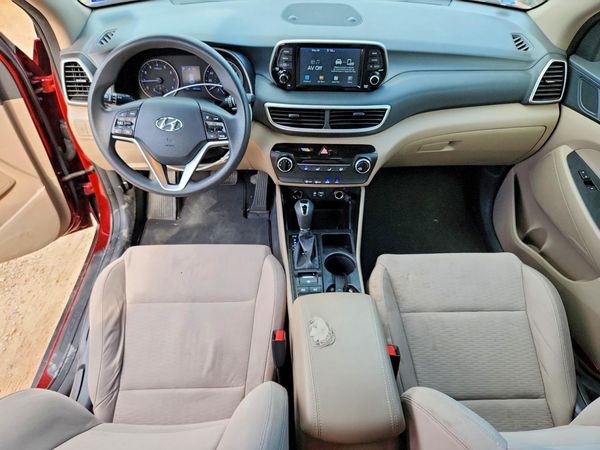 2019 HYUNDAI TUCSON SE