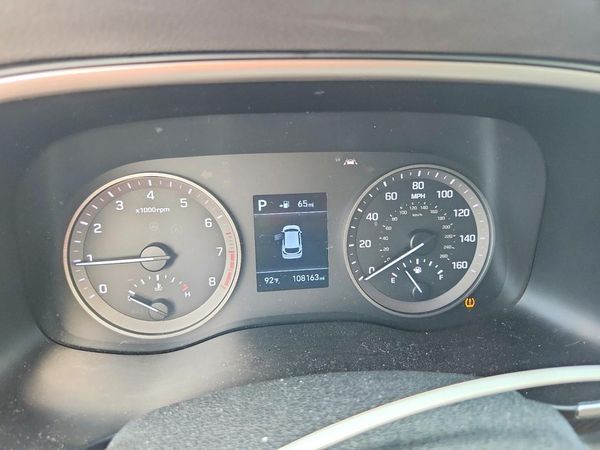 2019 HYUNDAI TUCSON SE