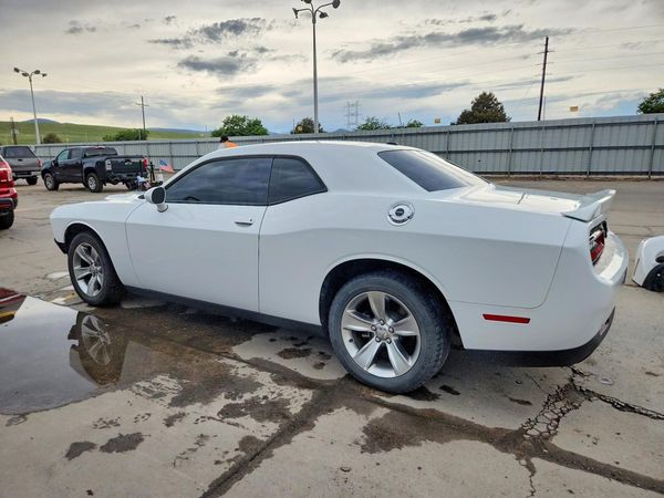 2019 DODGE CHALLENGER SXT