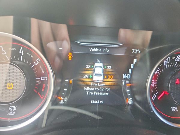 2019 DODGE CHALLENGER SXT