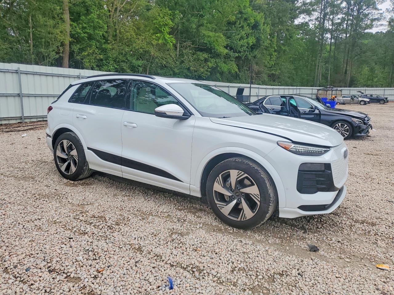 2025 AUDI Q6 E-TRON