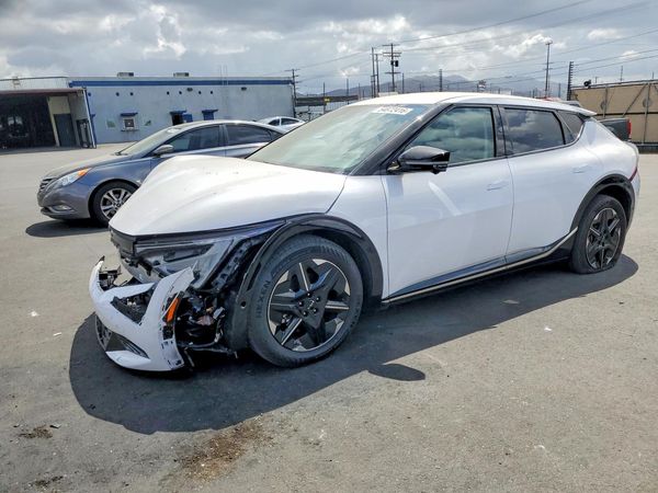 2025 KIA EV6