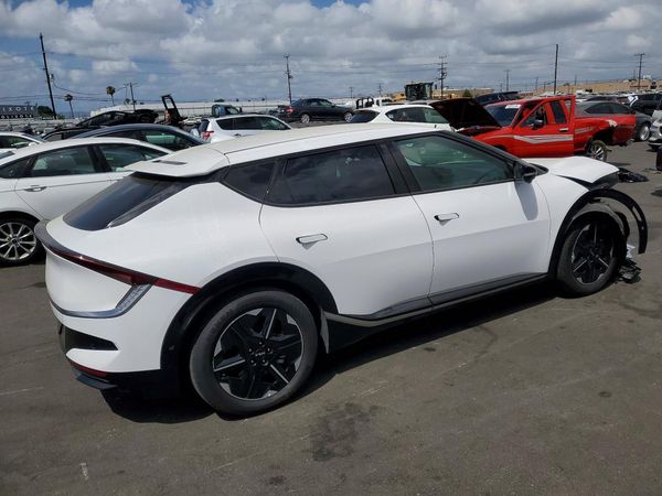 2025 KIA EV6