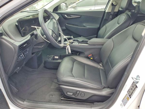 2025 KIA EV6