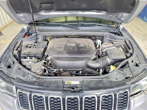 2018 JEEP GRAND CHEROKEE LAREDO 4X4