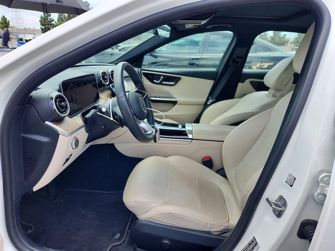 2024 MERCEDES-BENZ C C300