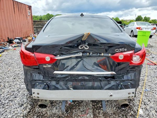 2015 INFINITI Q50
