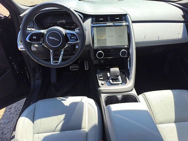 2024 JAGUAR E-PACE R-Dynamic SE