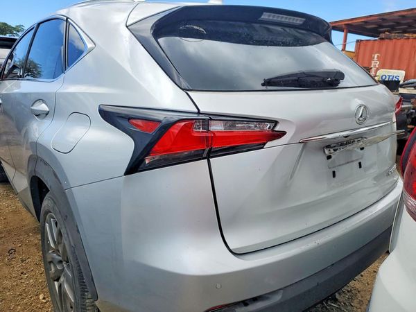 2017 LEXUS NX 200T 200t Luxury