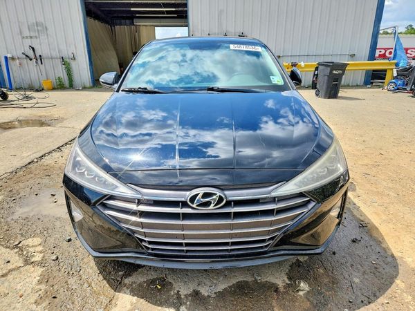 2019 HYUNDAI ELANTRA
