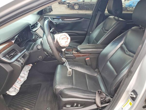 2015 CADILLAC XTS Luxury