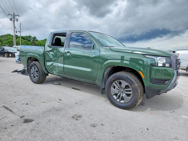 2025 NISSAN FRONTIER